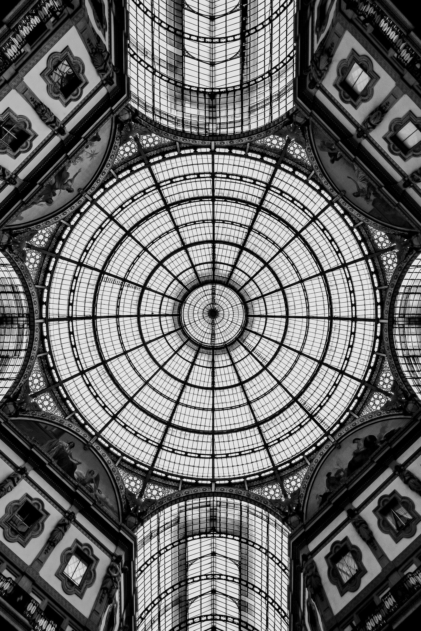 Galeria Vittorio Emanuele II Milão | 2025 (P&B) - Ref 68